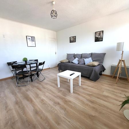 St-Quentin-En-Yvelines Plusieurs Appartements Avec Parking Trappes Exterior foto