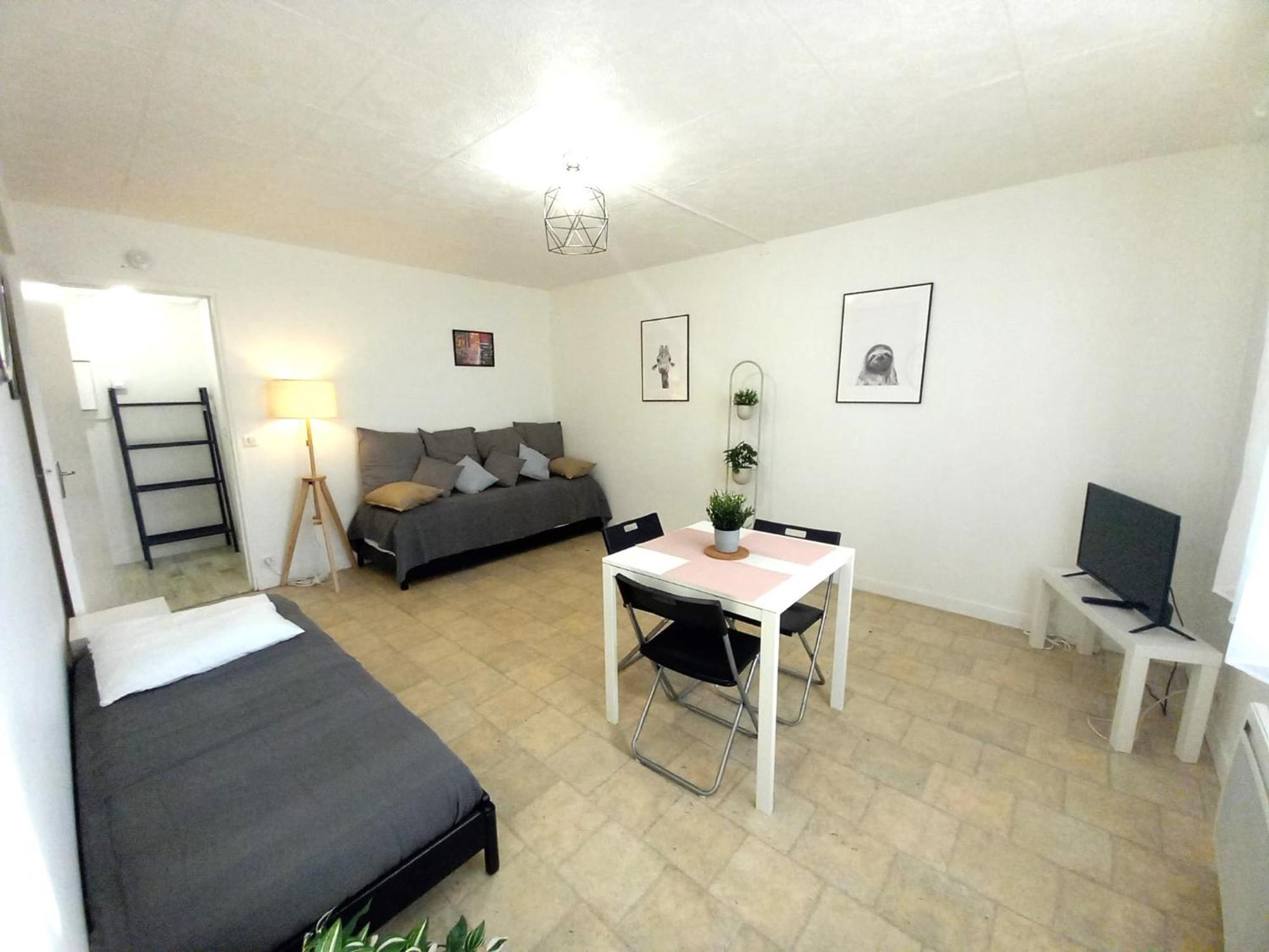 St-Quentin-En-Yvelines Plusieurs Appartements Avec Parking Trappes Habitación foto